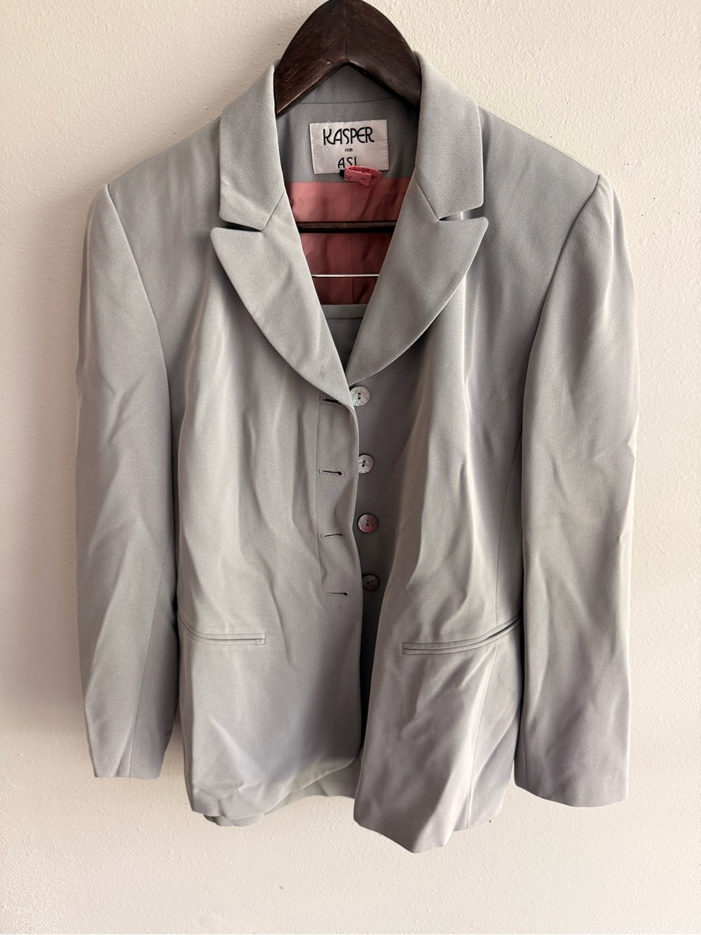 Kasper Light Gray Blazer with Pink Interior